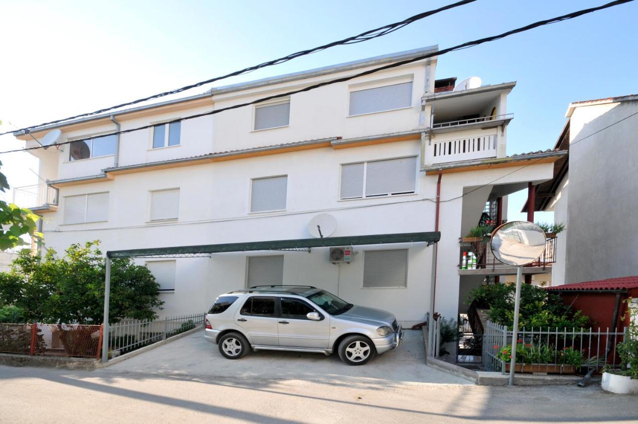 Apartman Elena Trogir Eksteriør billede